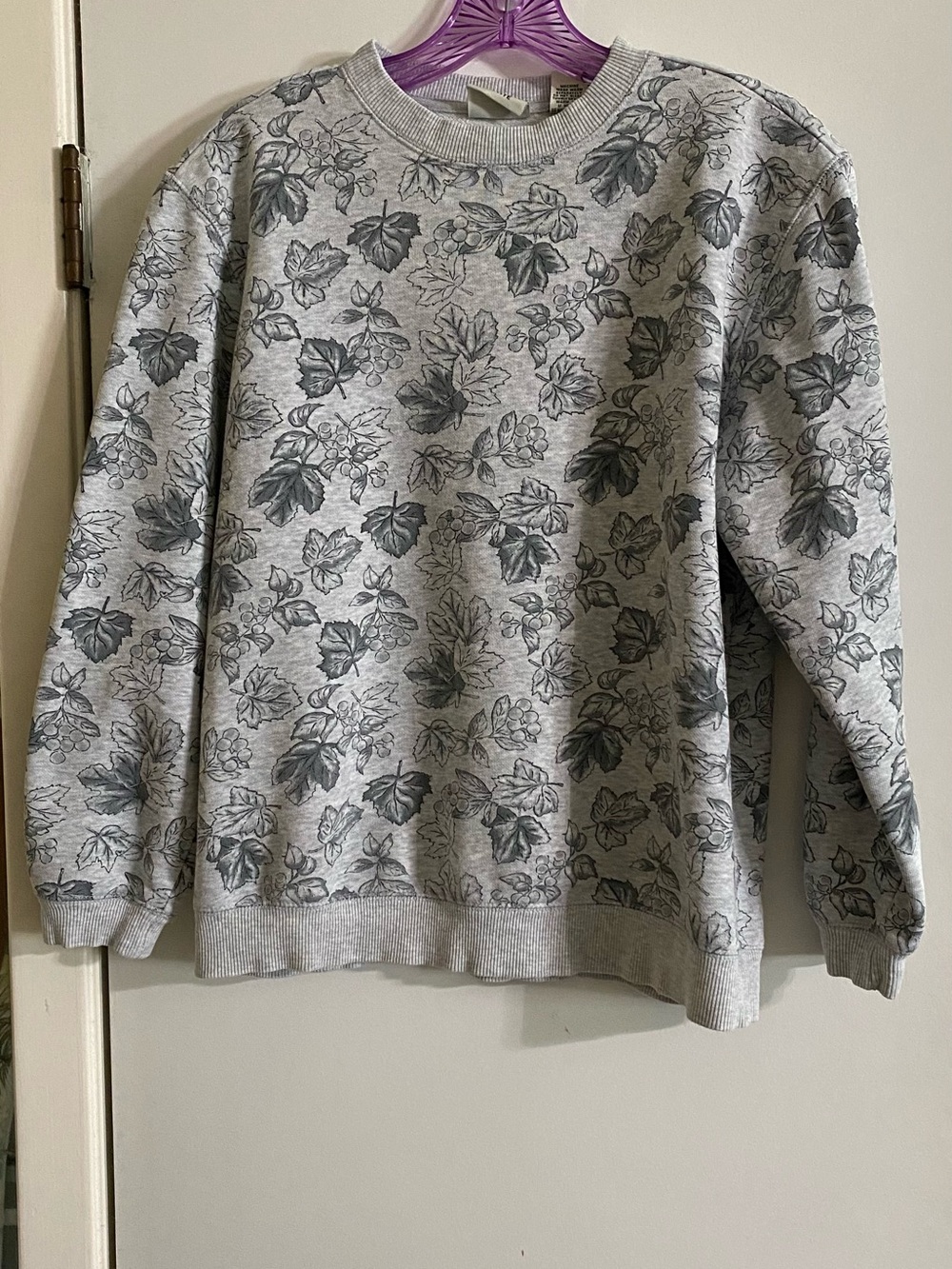 Classic Elements Grey Crewneck Sweatshirt with Dark Floral Print